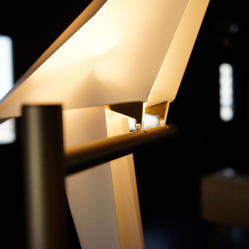 パーチライトフロア｜moooi Japan｜モーイオフィシャルサイト 