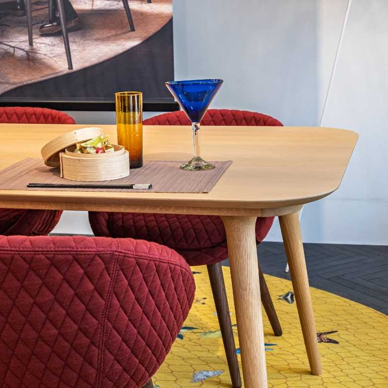 ダイニングテーブル sio ジオダイニングテーブル250 ホワイトウォッシュ｜moooi Japan｜モーイ